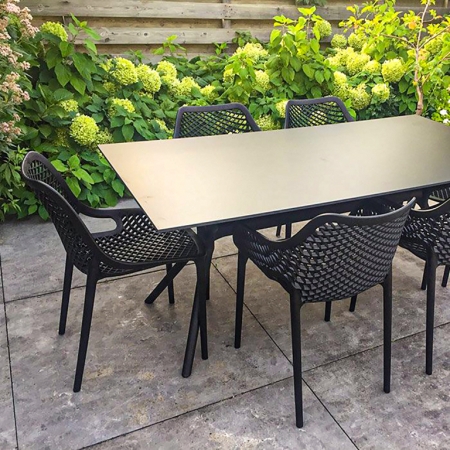 Кресло пластиковое Siesta Contract Air XL черый