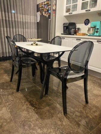 Стул прозрачный Elizabeth черный