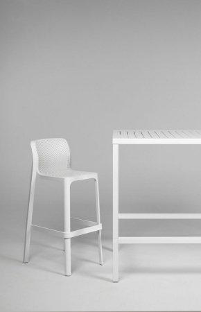 Стул пластиковый барный Net Stool белый Стул пластиковый барный Net Stool белый