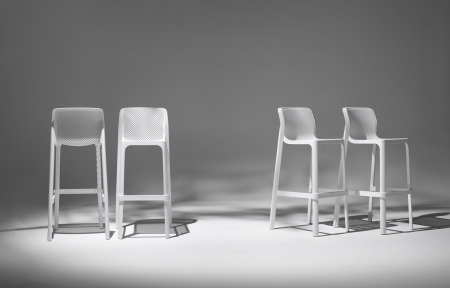 Стул пластиковый барный Net Stool белый Стул пластиковый барный Net Stool белый