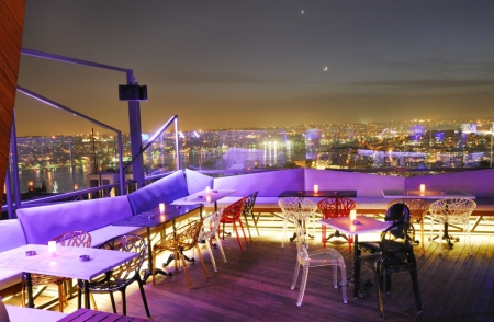 Кресло прозрачное Crystal красный