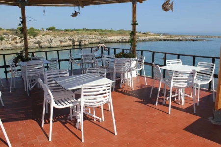 Стул пластиковый Doga Bistrot пластик, белый Стул пластиковый Doga Bistrot пластик, белый