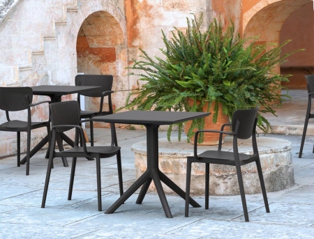 Стол пластиковый Sky Table 70 черный