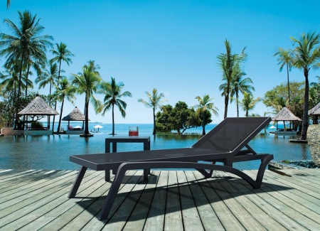 Столик пластиковый журнальный Ocean Side Table черный