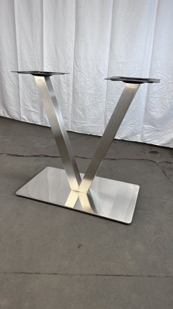 Подстолье 1048EM