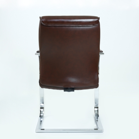 Кресло K-8010L коричневая глянцевая кожа, на полозьях Кресло K-8010L коричневая глянцевая кожа, на полозьях