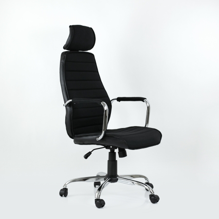 Кресло K-90 черная ткань и черная кожа, газлифт 3кл Кресло K-90 черная ткань и черная кожа, газлифт 3кл