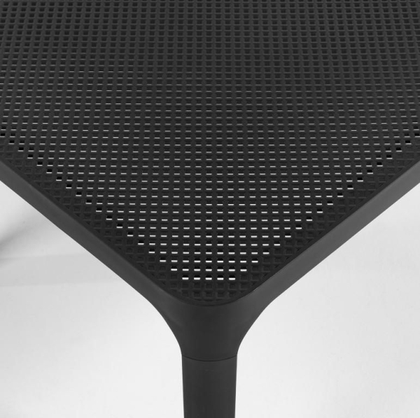 Столик пластиковый журнальный Net Table 100 черный Столик пластиковый журнальный Net Table 100 черный