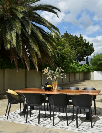 Кресло пластиковое Siesta Contract Sky черный