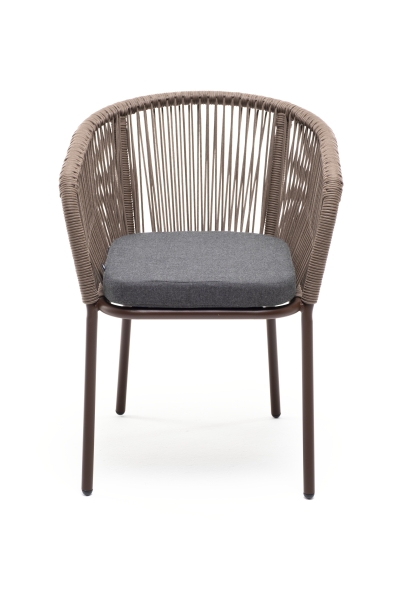 "Марсель" стул плетеный из роупа, каркас алюминий коричневый (RAL8016) муар, роуп коричневый круглый, ткань темно-серая 027