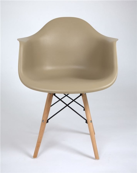 Кресло Eames 620-PL бежевый 06