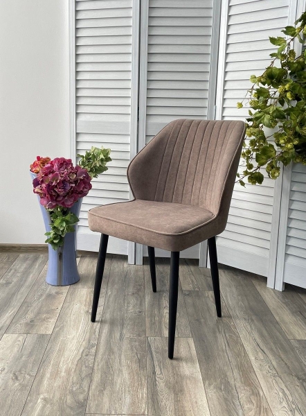 Стул VENA цвет B5 капучино, велюр, черный каркас