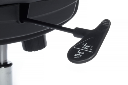 Кресло Magic-M B628 черный