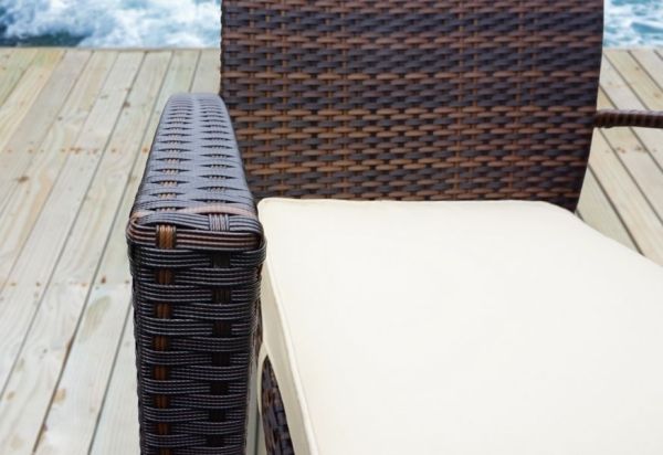Плетеный кофейный стол MILANO темно-коричневый для шезлонга
